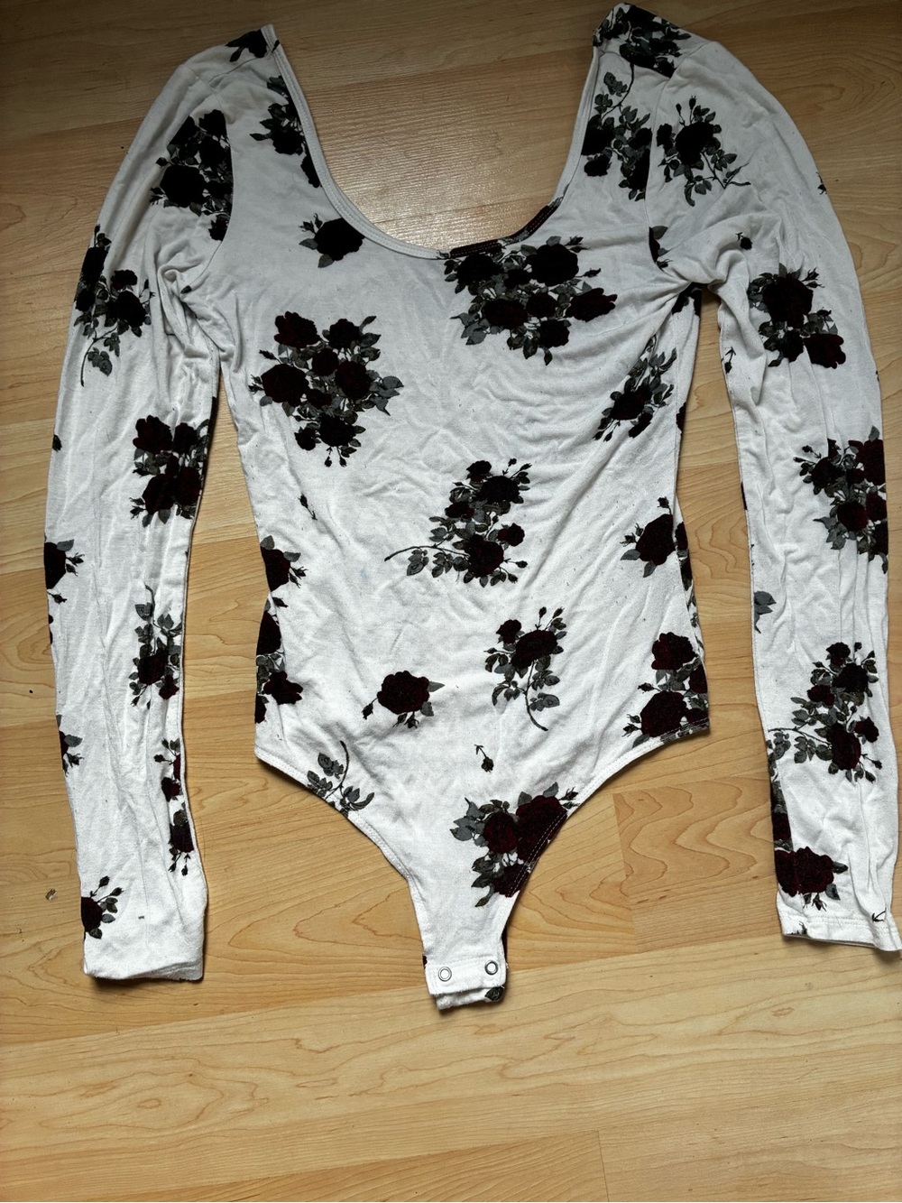 Garage White Long-Sleeve Floral Scoop Neck Bodysuit